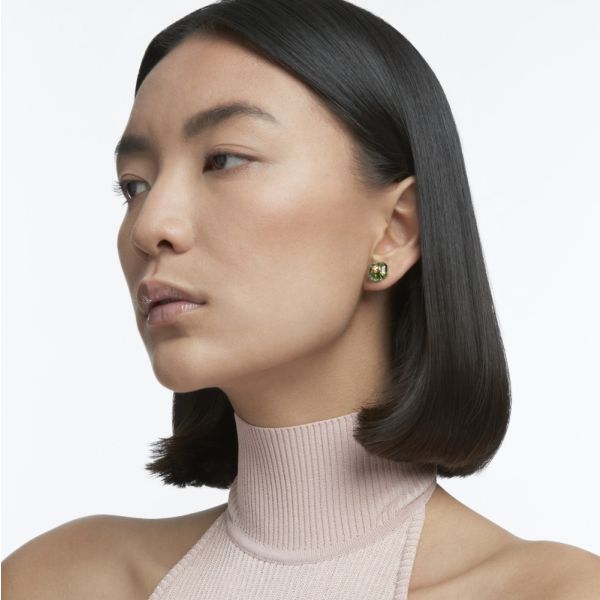 Brincos Swarovski Stud Numina Design Assimétrico Combinação de Lapidações Verde Lacado a Dourado